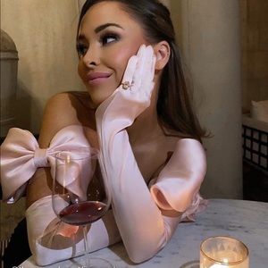 Women’s Pink Silk Gloves with Pink Bows, One Size. The Bar